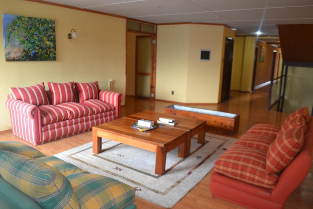 Hotel Saltos Del Paine Puerto Natales Exterior photo